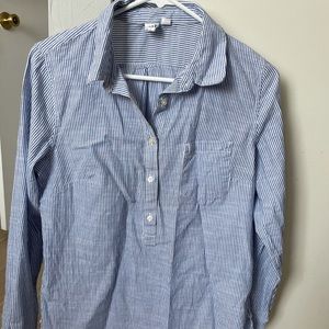 Casual long sleeve shirt
